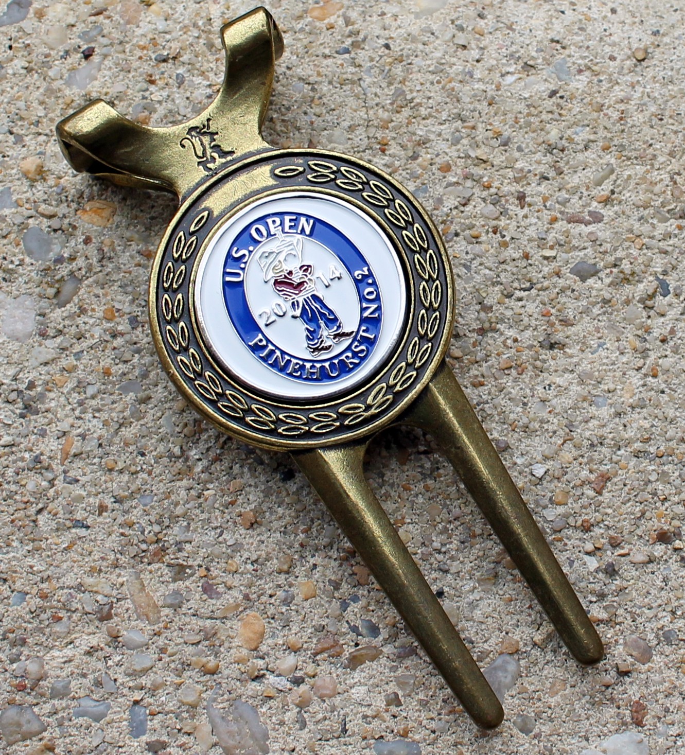 RARE 2014 US OPEN PINEHURST 2 Logo Golf Ball Marker CIGAR HOLDER Divot 